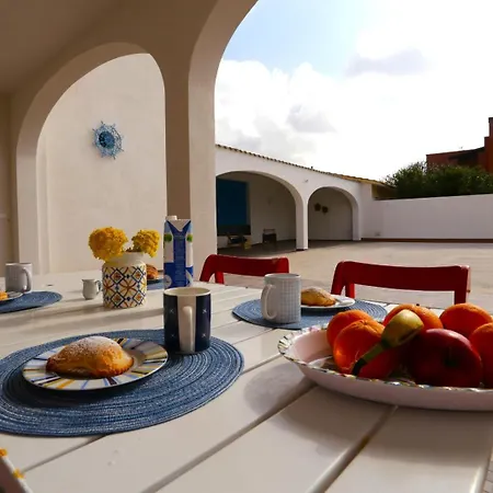 Ferienhaus Chicca D'azzurro *